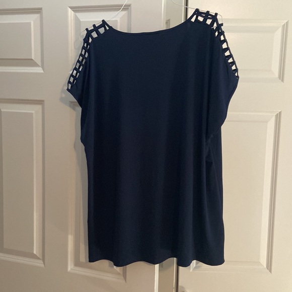 Women’s brand new Avenue top Phoebe lattice. - Picture 5 of 7